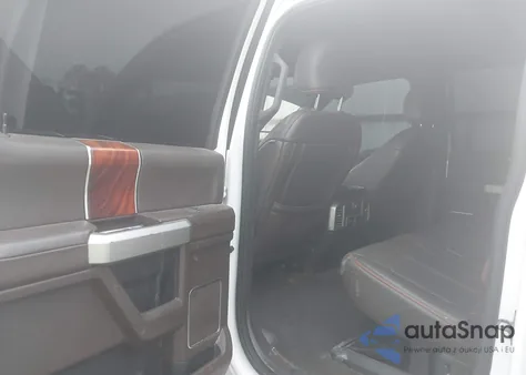 2017 Ford F-350 King Ranch из США, поврежденный, VIN 1FT8W3BT0HEF17114